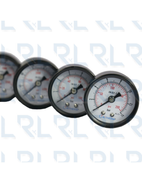 Manómetro Caja Negra 2.5", Conexión Trasera 1/4" NPT en Bronce